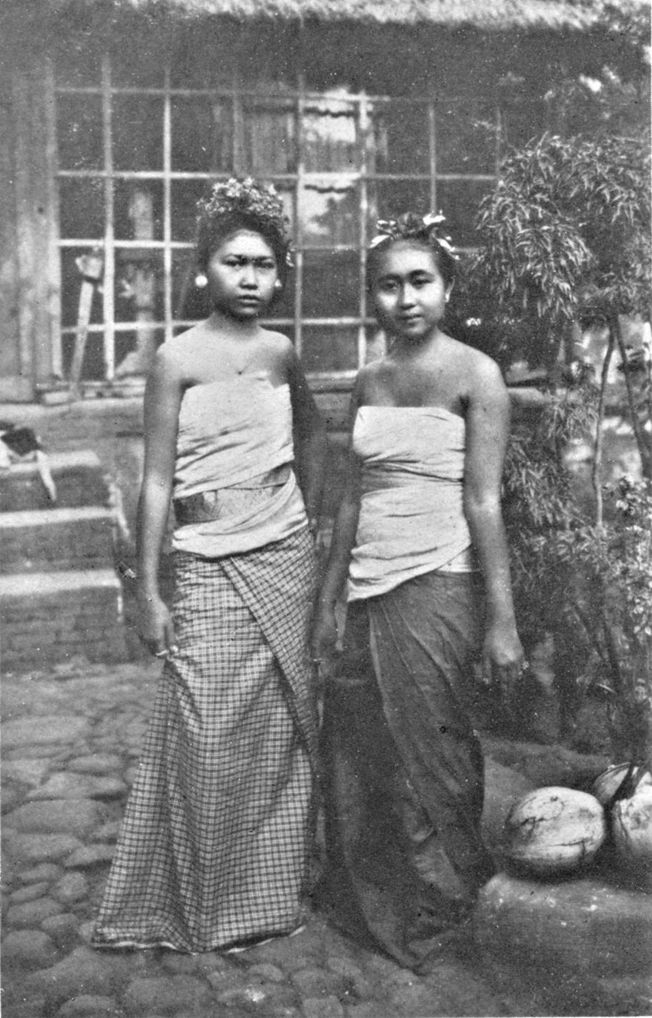 Balinese girls