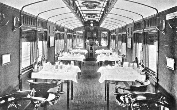 Restaurant-car (Gent, L. F. van, Penard, W. A., Linkes, D. A., Gedenkenboek voor Nederlandsch-Indie van H. M. de Koningen 1898-1923, G. Kolff & Co., Batavia - Weltevreden - Leiden)