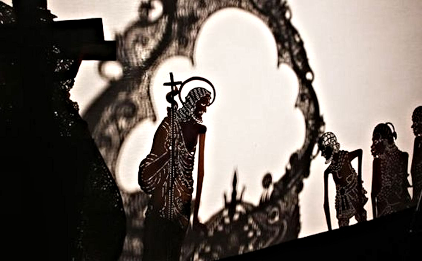  scene of Wayang Wahyu (Revelation shadow play) of the Saint Paul Story held in the Easter season in 2012 at Solo. (Image from: http://www.hidupkatolik.com/2012/04/18/solo-jawa-tengah-wayang-wahyu-paulus.