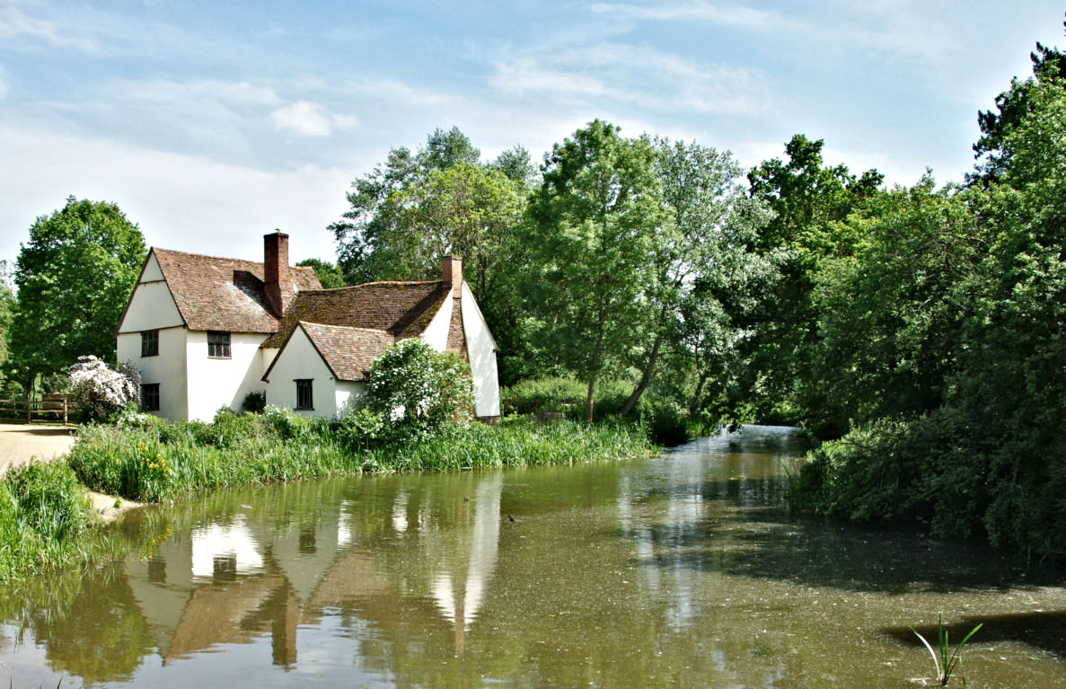 he same scenery painted 200 years ago by John Constable in his The Mill Stream (. (25/05/2014.).). In Dedham, beautiful rural landscape and townscape with medieval houses are perfectly reserved. 