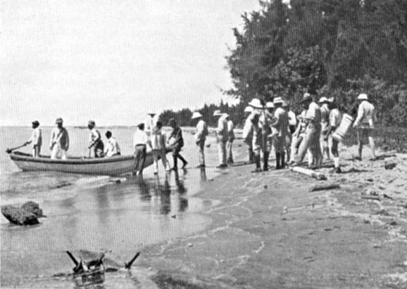 Kembali ke perahu. Proceedings of The Fourth Pacific Science Congress Java 1929, Vol. 1.