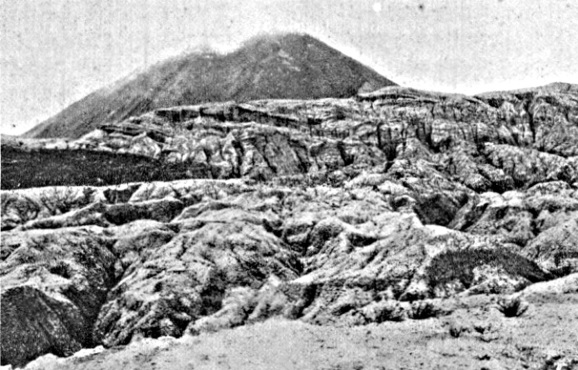 Pemandangan  Krakatau  di  tahun  1886,  tiga  tahun  setelah  meletus.