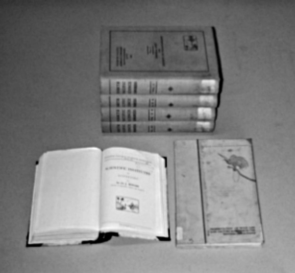 Buku-buku laporan hasil Kongres Ilmu Pengetahuan Pasifik yang keempat di pulau Djawa tahun 1929 yang masih tersimpan di sebuah perpustakaan tua (Sekarang berada di bawah naungan Unit Penelitian Bioteknologi Perkebunan, Bogor).
